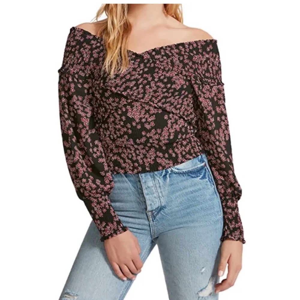 BB Dakota by Steve Madden Annabelle Floral Smocked V-neck Long sleeve Top size S